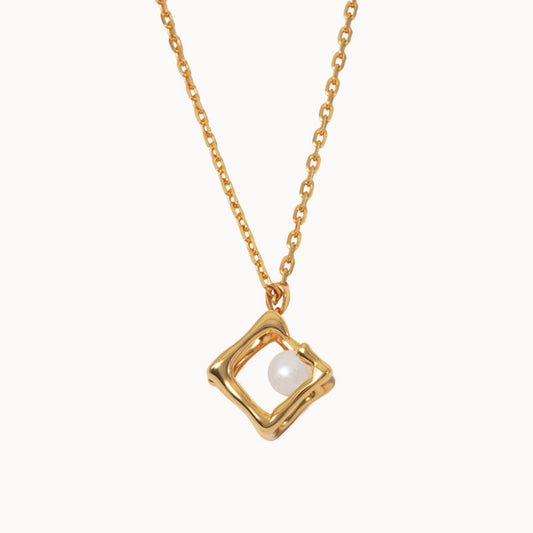 Flowing Cube Golden Sterling Silver Pearl Necklace